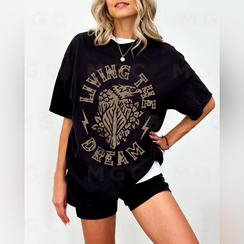 🚨 CLOSEOUT 🚨 Comfort Colors Living The Dream Eagle Distressed Graphic Tee Shirt - Picture 2 of 10